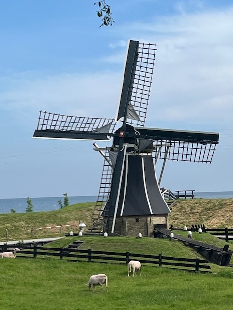 Woudsend Village