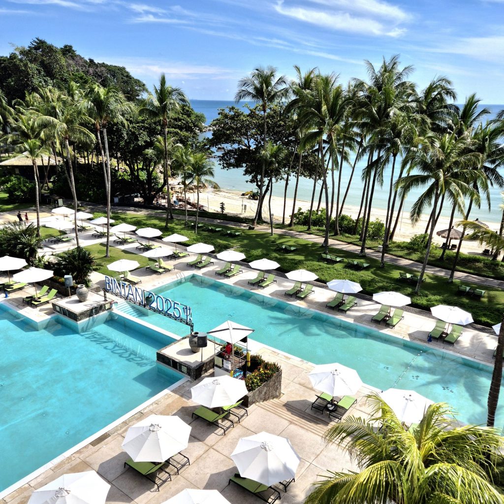 Resort Pools