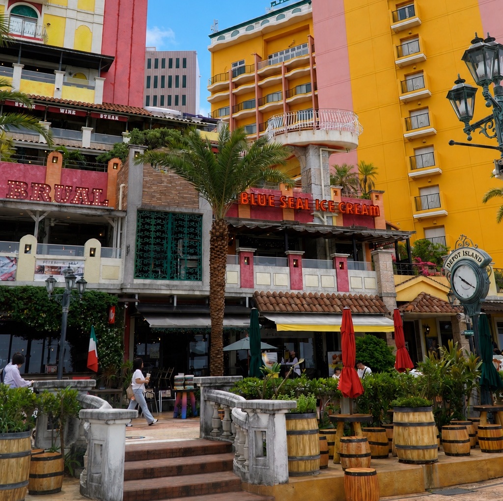 America Village, Okinawa