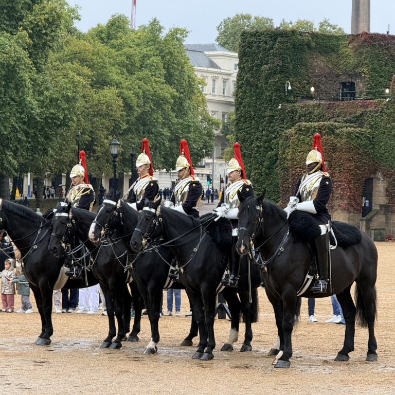 Cosy Pubs & Parisian Wine: London and Paris in Autumn