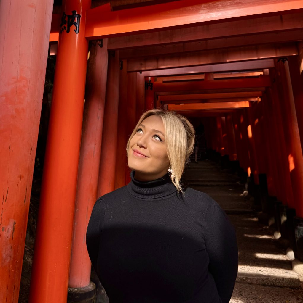 Molly In Kyoto (1)