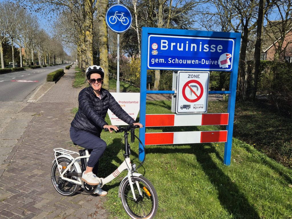 Kat Bike Riding In Bruinisse